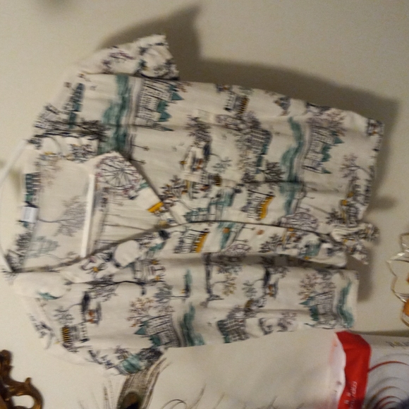 Blouse - Picture 1 of 3